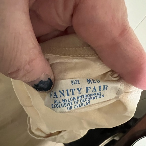 Vintage Vanity fair size medium lot of 4 slips long and short black cream lace - Picture 3 of 16